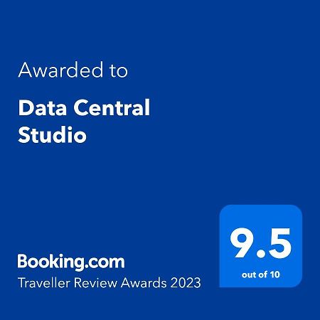 נובי סאד Data Central Studio מראה חיצוני תמונה